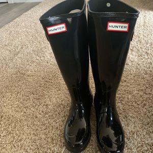 Brand New Womens Black Hunter Boots